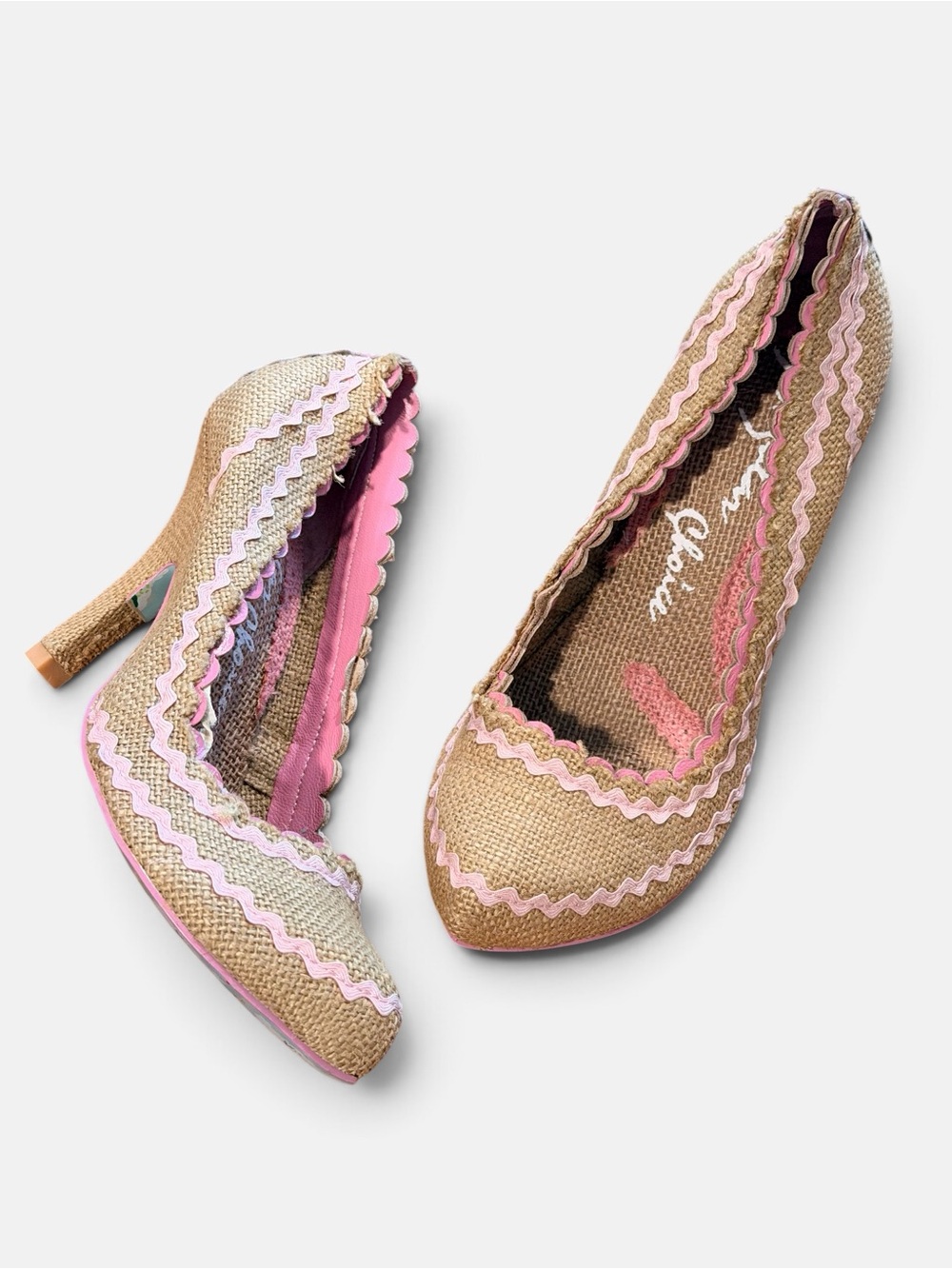 Irregular Choice Burlap Heels Size 38.5 Tan Brown Pink Ric Rac Trim Retro Pinup
